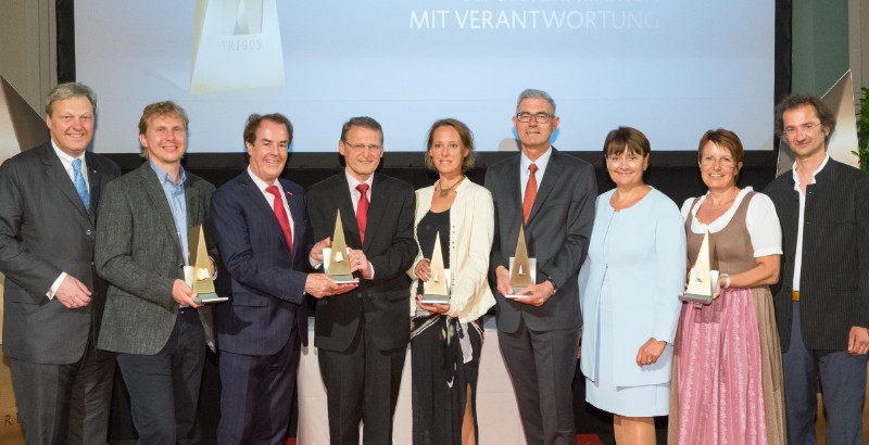V.l.n.r.: Nikolaus Juhász, BKS Bank, Norbert Hackl, Labonca, Hans Roth und Robert Mayerhofer, Saubermacher, Dagmar Kotzmuth, Dageko, Peter Giffinger, Saint Gobain Rigips, Herta Stockbauer, BKS Bank, Maria Santner, Anton Paar, Alois Krammer, alpha nov V.l.n.r.: Nikolaus Juhász, BKS Bank, Norbert Hackl, Labonca, Hans Roth und Robert Mayerhofer, Saubermacher, Dagmar Kotzmuth, Dageko, Peter Giffinger, Saint Gobain Rigips, Herta Stockbauer, BKS Bank, Maria Santner, Anton Paar, Alois Krammer, alpha nov